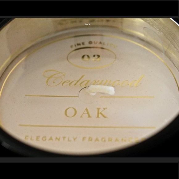 DW HOME CEDARWOOD OAK CANDLE RICHLY SCENTED BOX - Picture 2 of 4